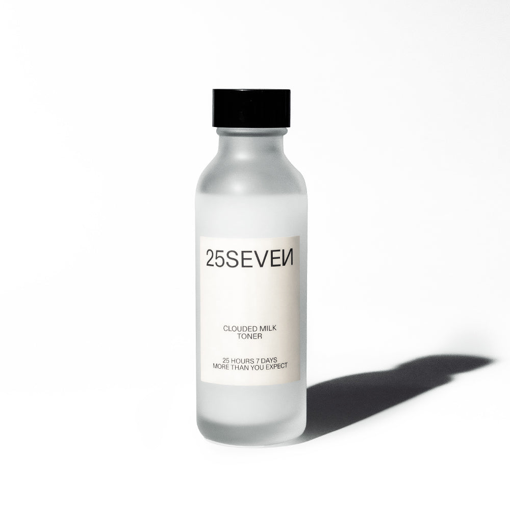 Hydrierender CLOUDED MILK TONER 25SEVEN