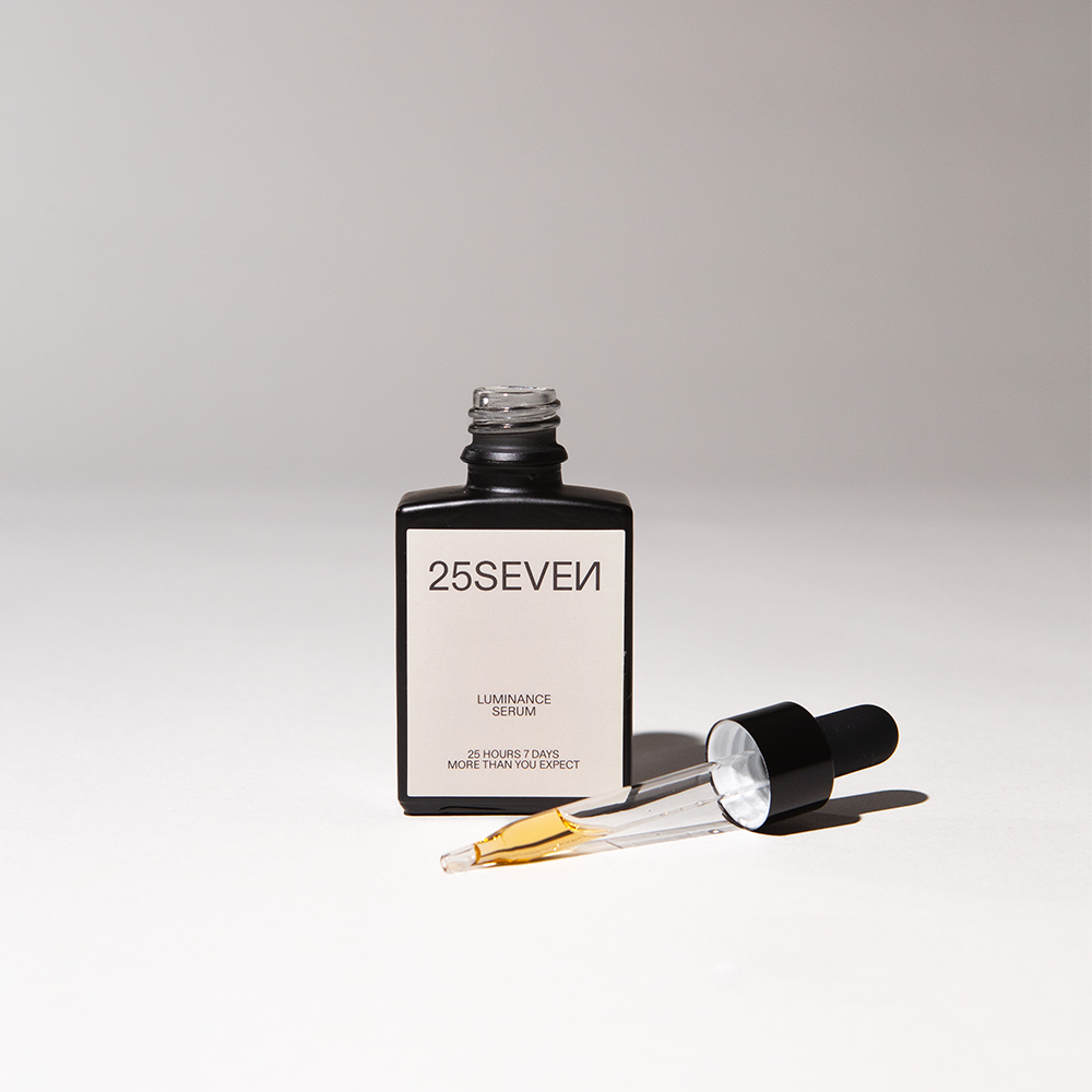 25SEVEN Luminance Serum